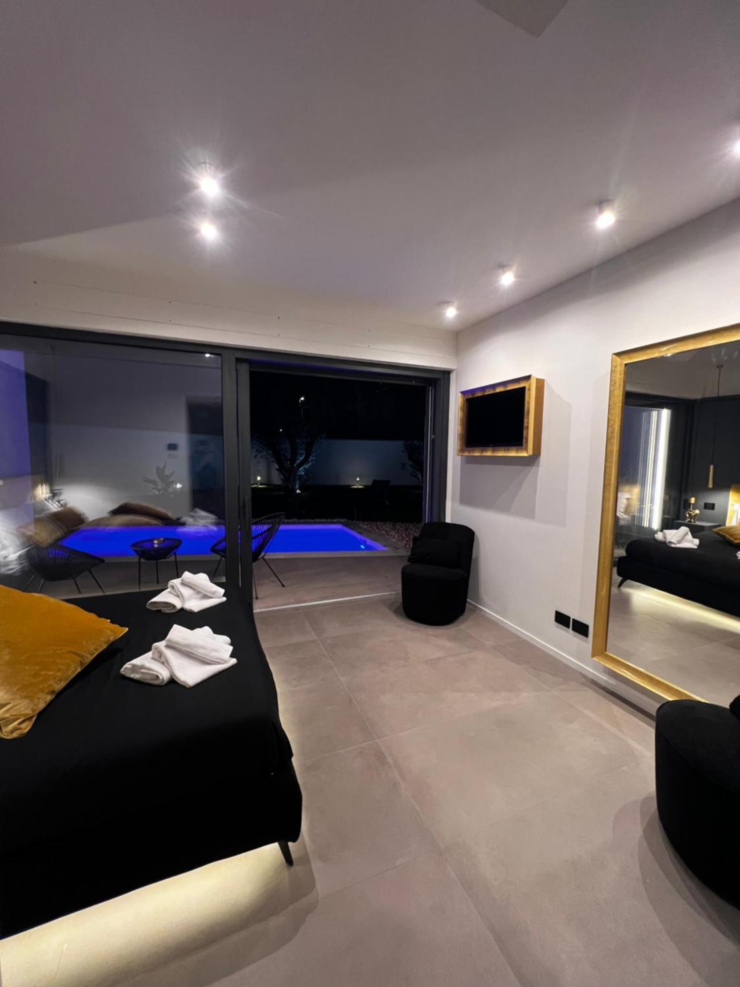 Luxury In The Jungle Villa Формело Екстериор снимка