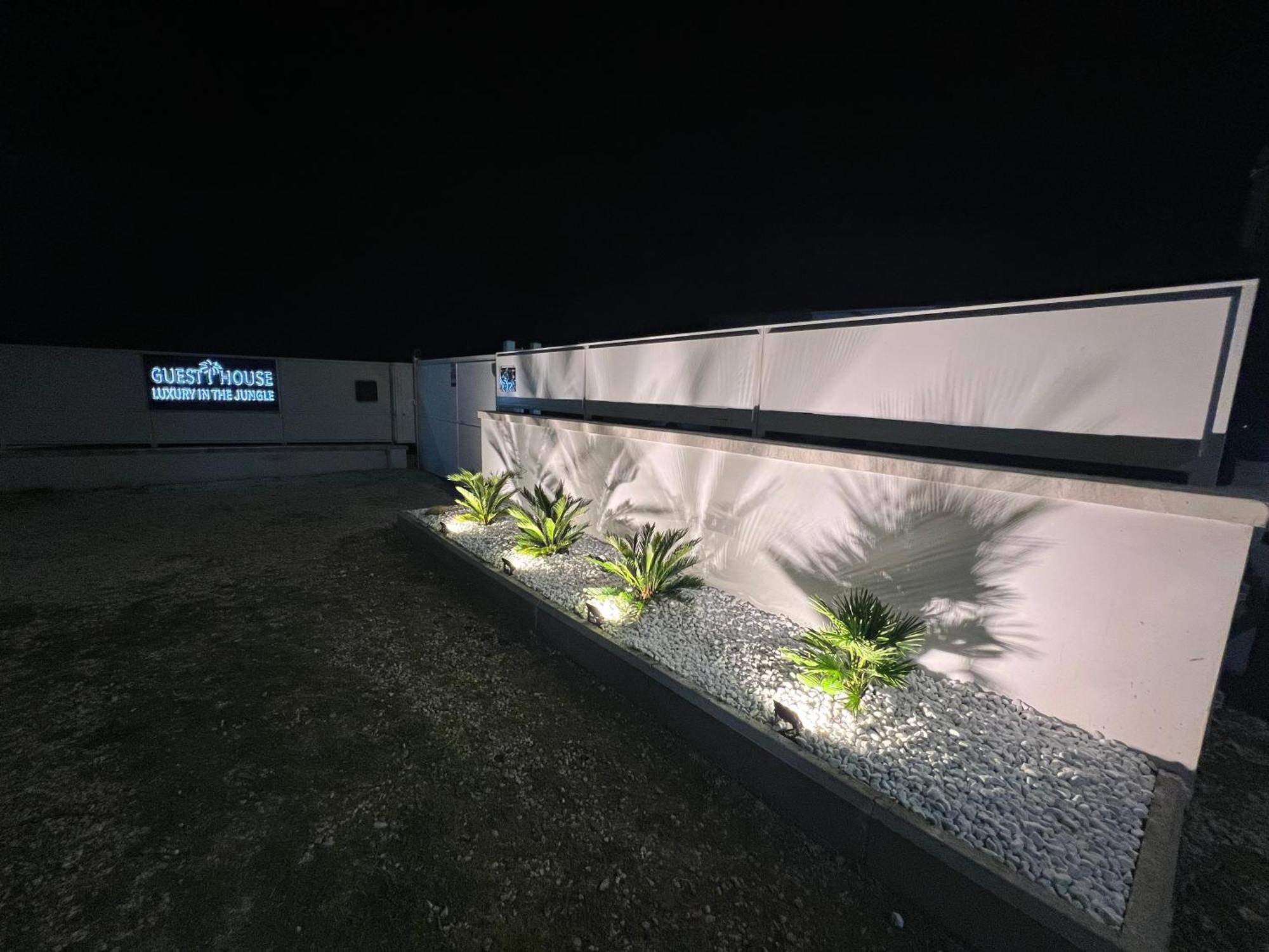 Luxury In The Jungle Villa Формело Екстериор снимка